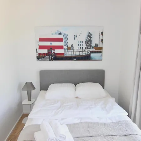 Great 1-bed Wbalcony By Harbour * Odense